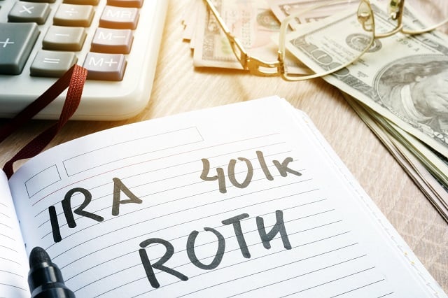 Traditional IRA vs Roth IRA | Which is Better?